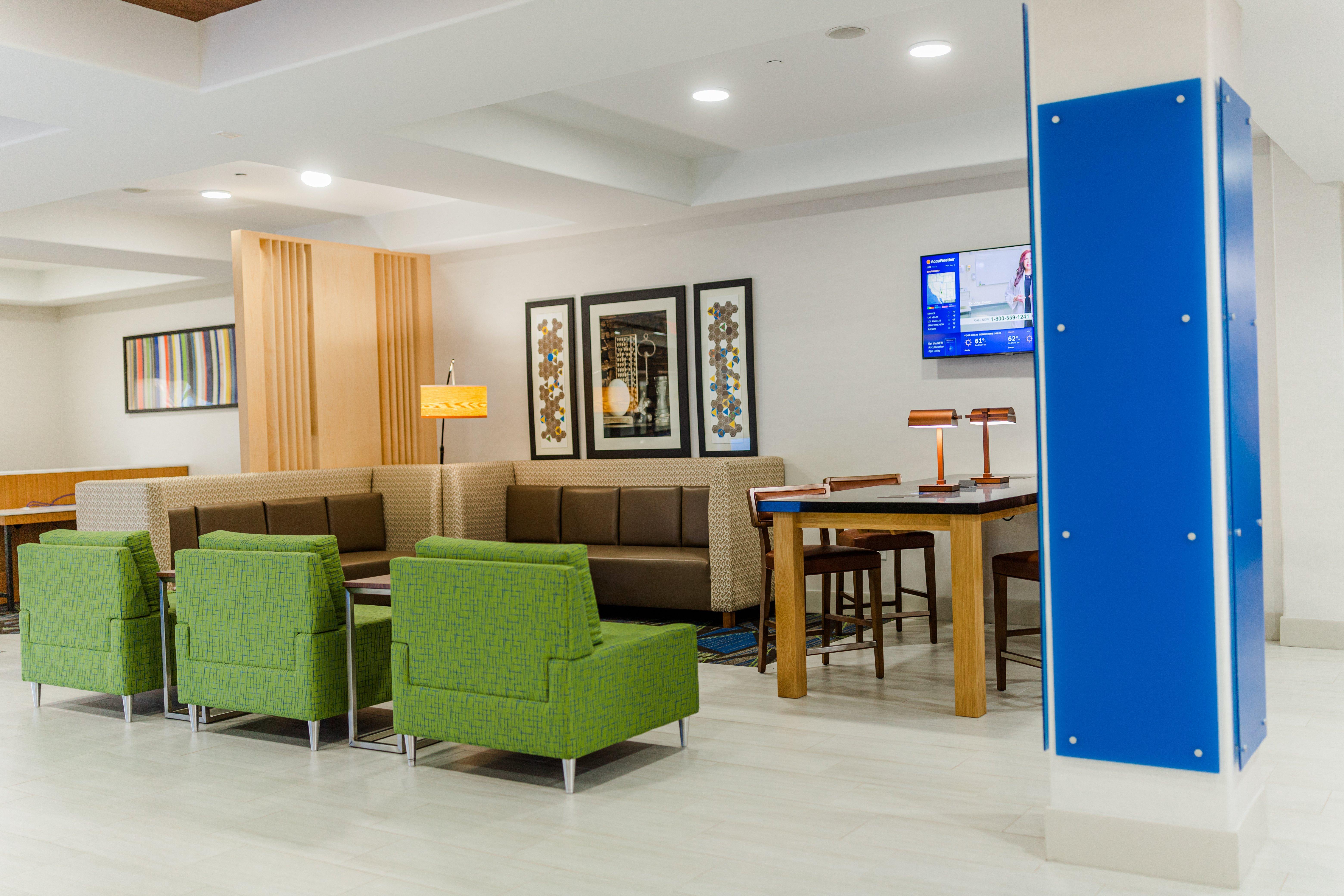 Holiday Inn Express Hotel & Suites Greenville By Ihg Eksteriør bilde