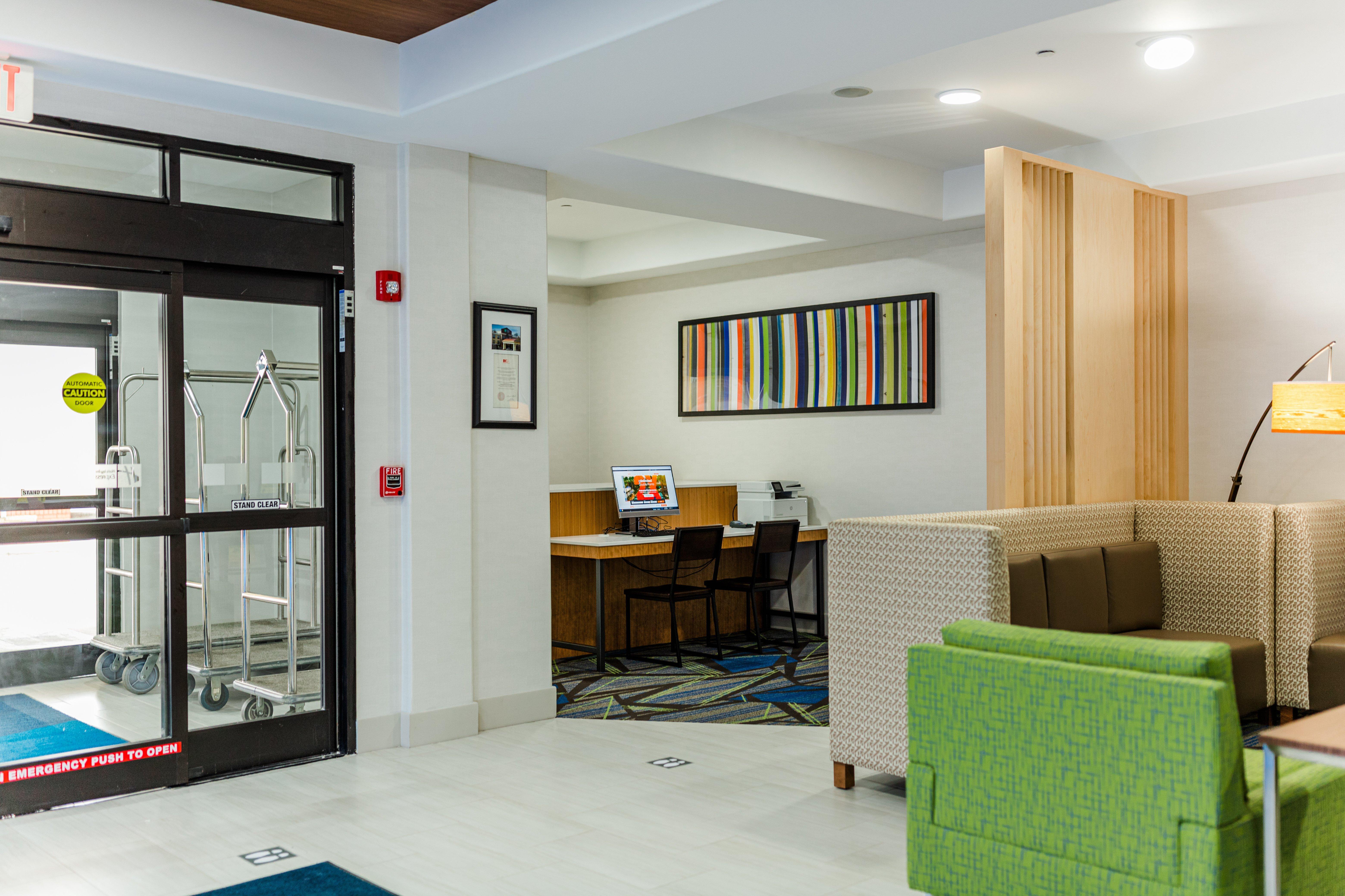 Holiday Inn Express Hotel & Suites Greenville By Ihg Eksteriør bilde