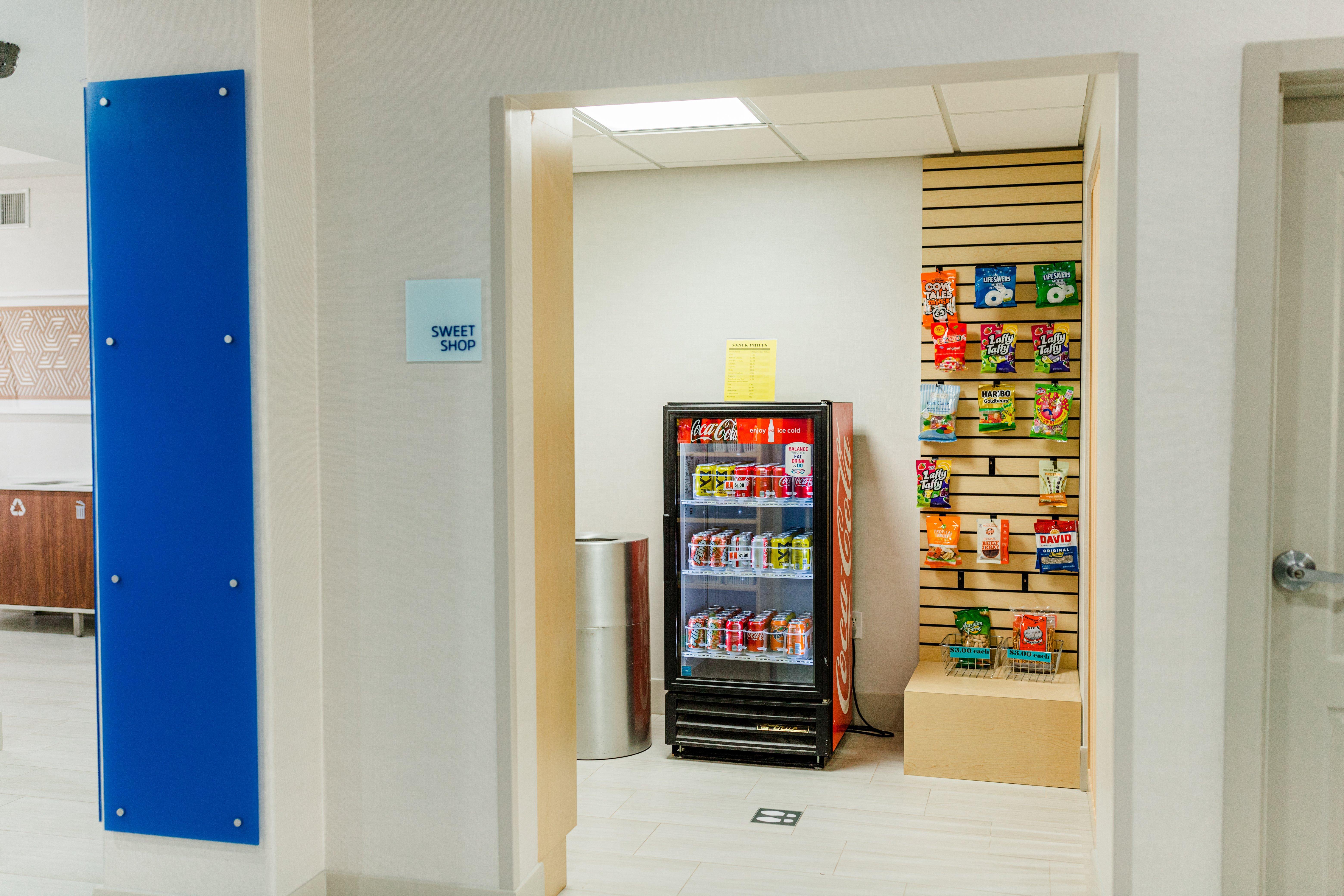 Holiday Inn Express Hotel & Suites Greenville By Ihg Eksteriør bilde